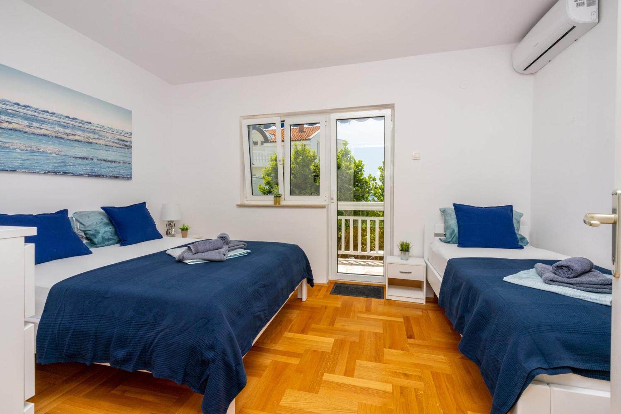 Podvezanec Apartment Dramalj Ngoại thất bức ảnh