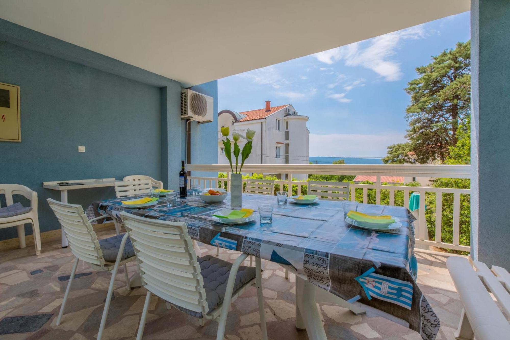 Podvezanec Apartment Dramalj Ngoại thất bức ảnh