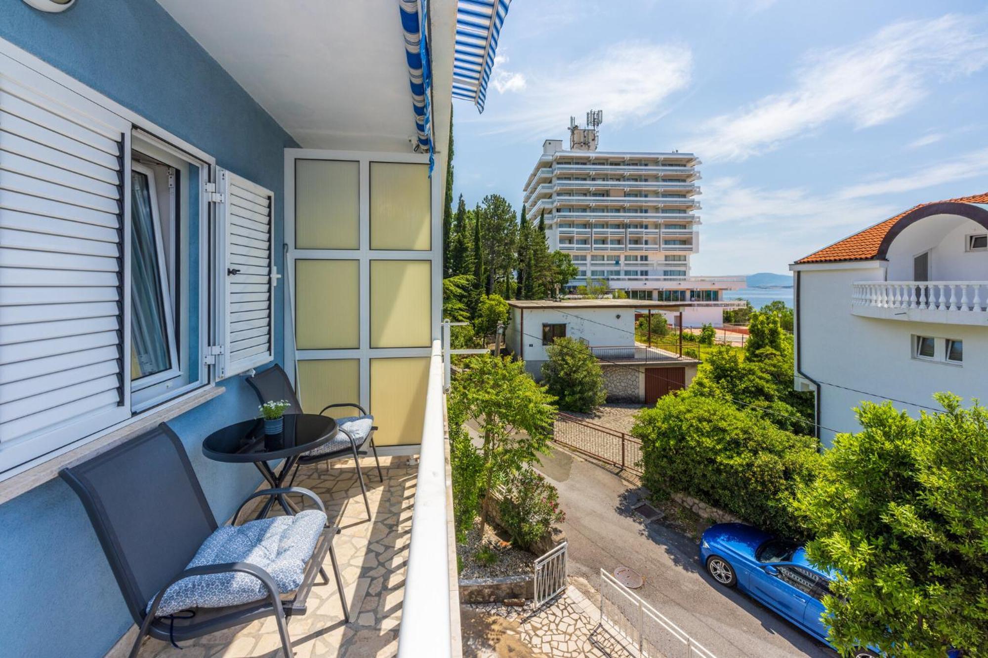 Podvezanec Apartment Dramalj Ngoại thất bức ảnh