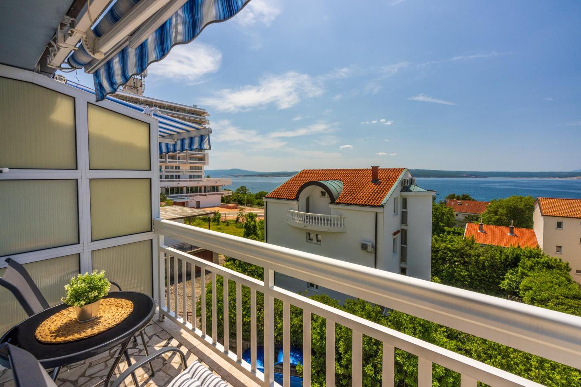 Podvezanec Apartment Dramalj Ngoại thất bức ảnh