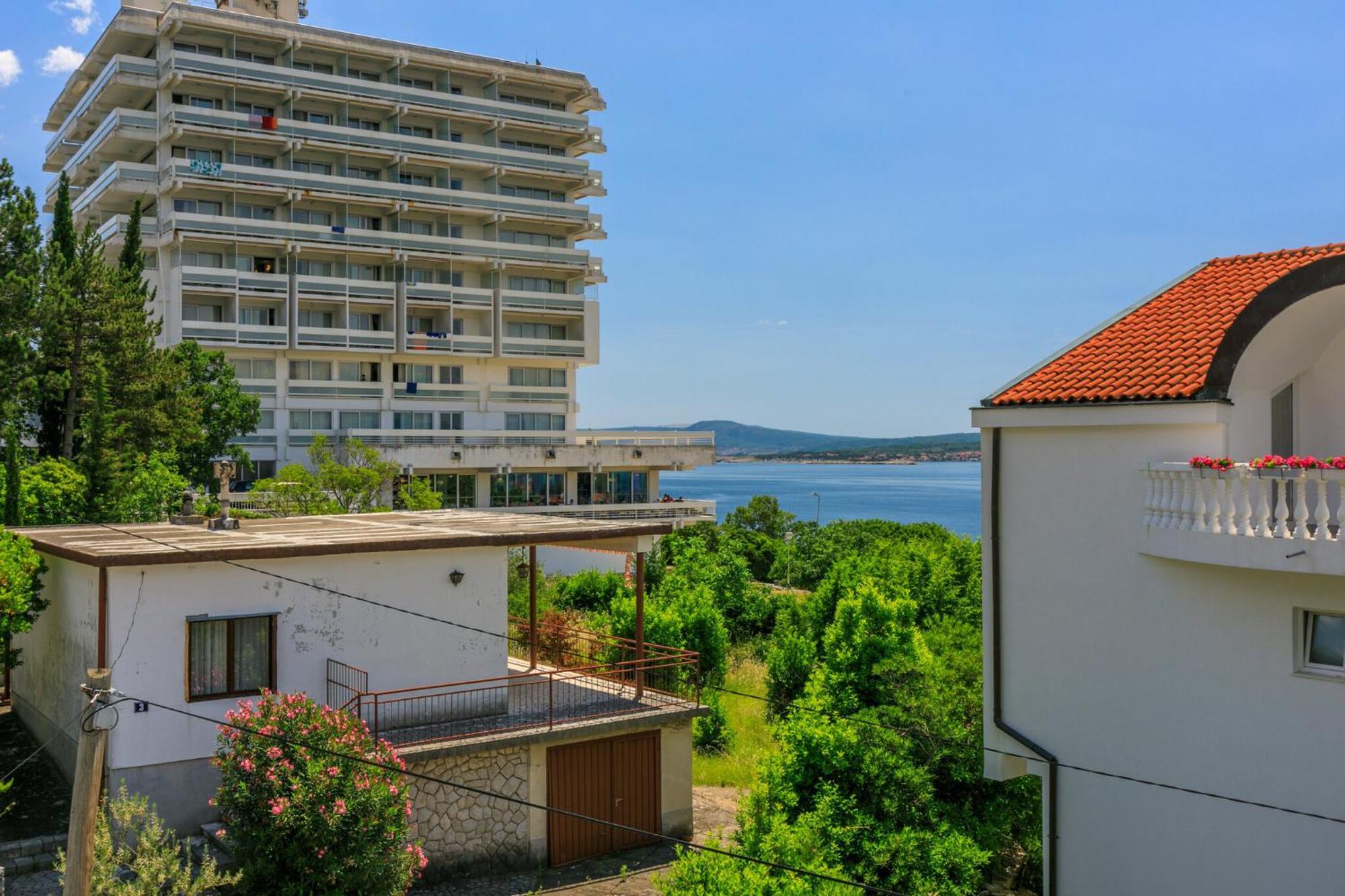 Podvezanec Apartment Dramalj Ngoại thất bức ảnh