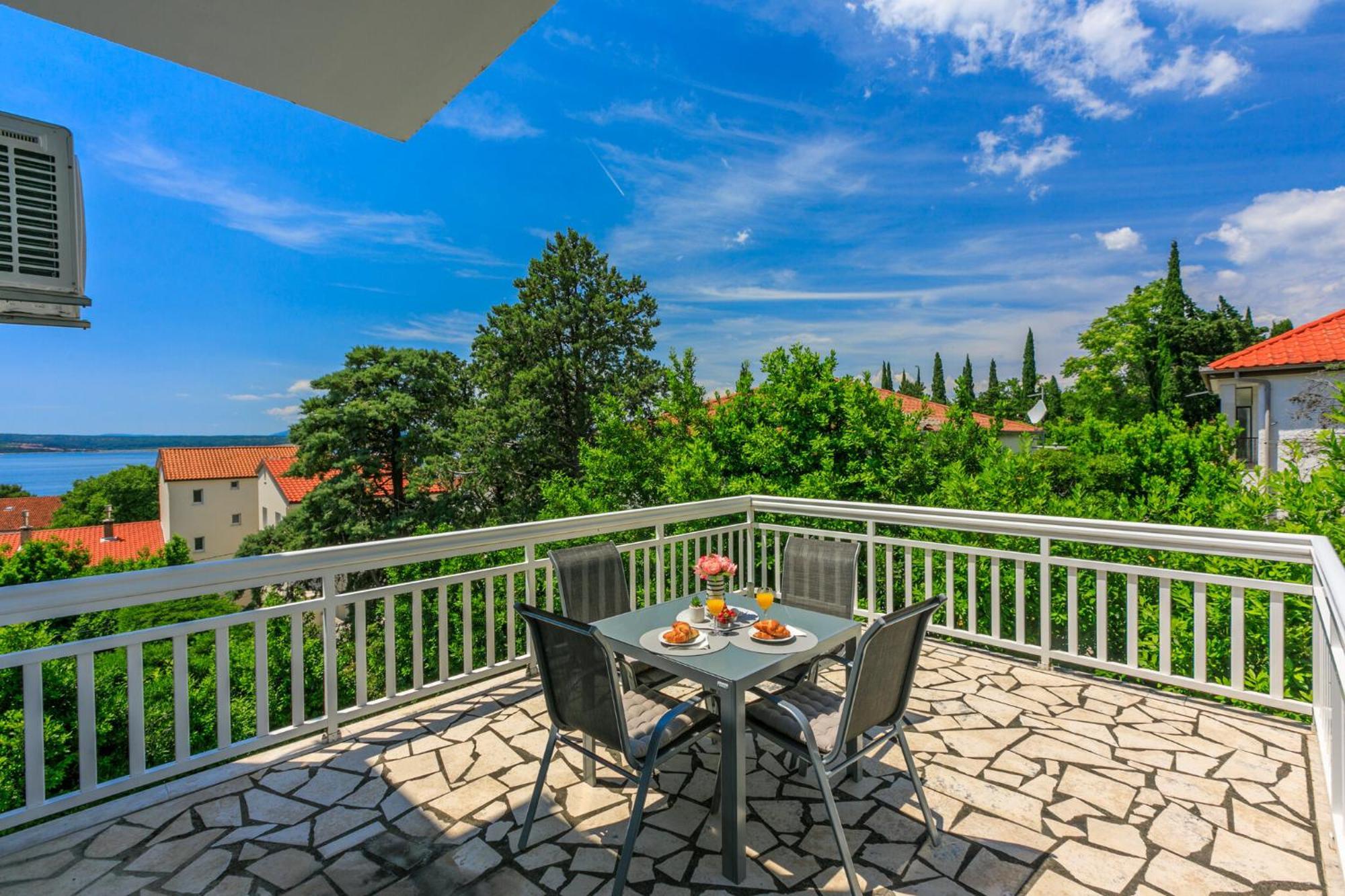 Podvezanec Apartment Dramalj Ngoại thất bức ảnh